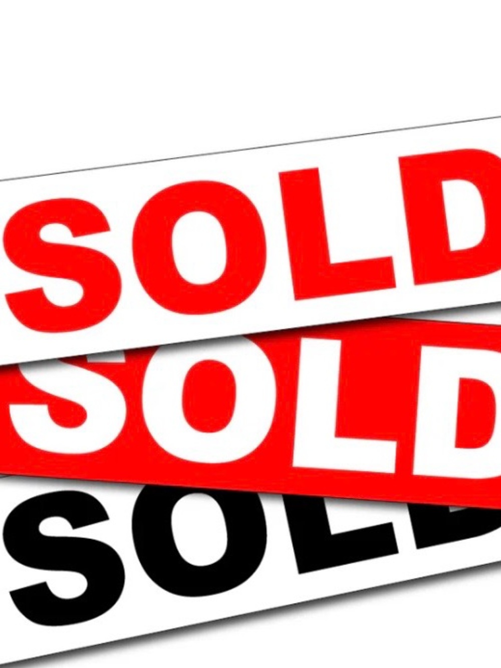 New 18 karat Gold-Plated Emerald Green Stone Stud Earrings